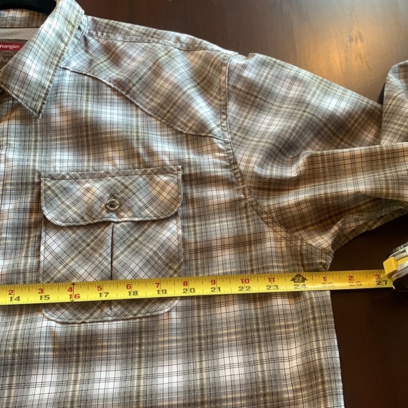 Wrangler Outdoor Series Grey Checkered Long Sleeve Button Down Size XL - Picture 13 of 14